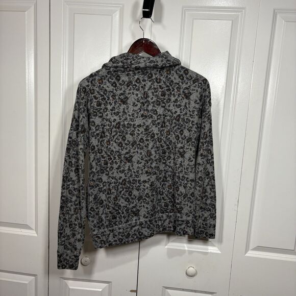 Maurices Gray Leopard Print Cowl Neck Pullover Sweater Women’s XS Cozy Fall - Picture 2 of 8